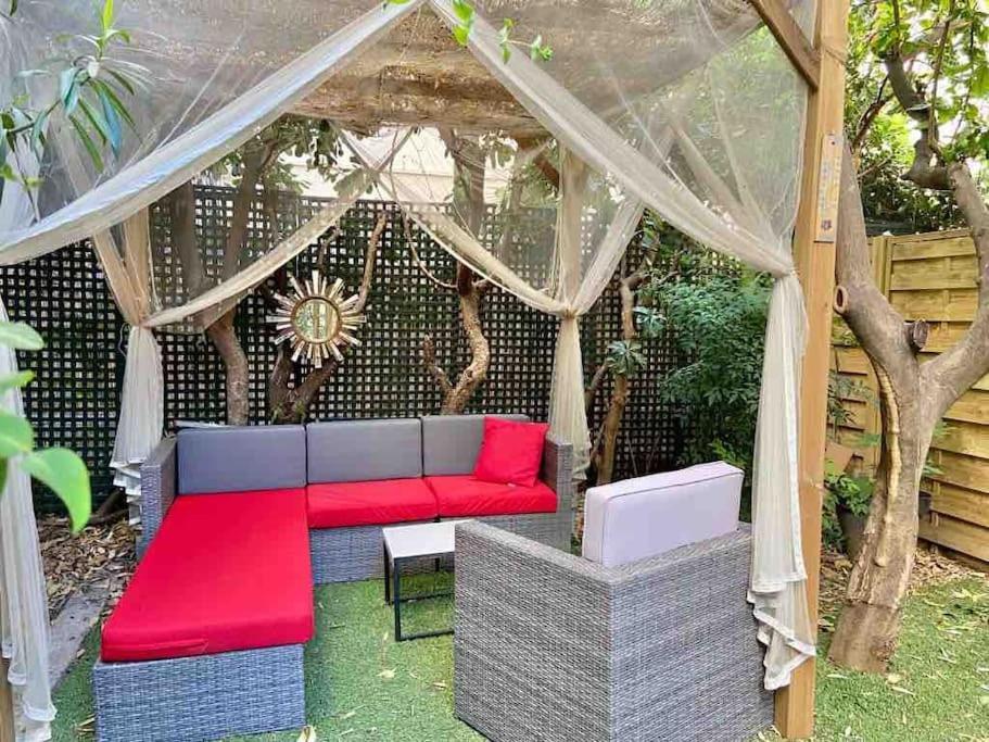 Homelivia, Luxueux Appartement Avec Jardin Prive Nicea Zewnętrze zdjęcie